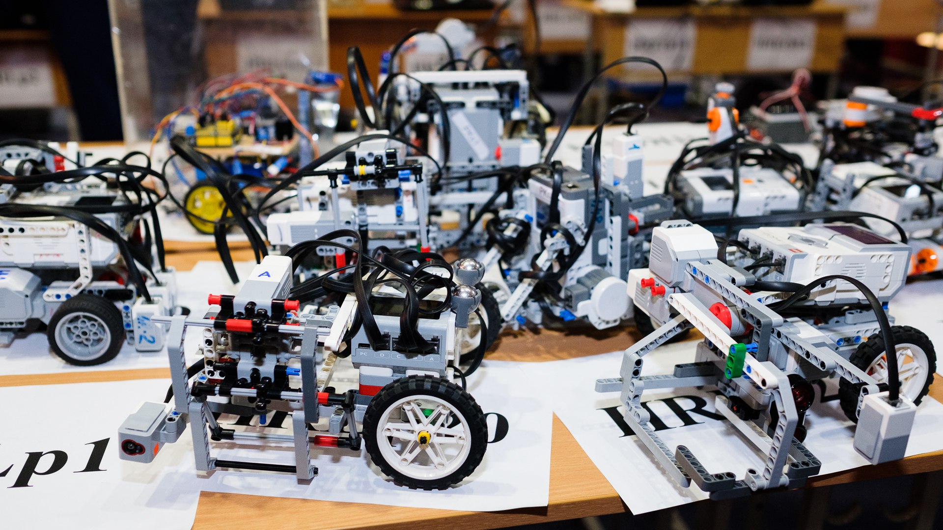 На фестивале Rukami южноуральцы увидят процесс создания роботов, автомобилей и летных устройств