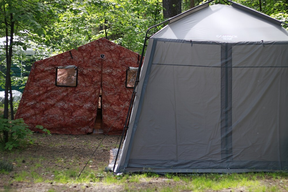 	Профильная смена «Лидер XXI века» в палаточном лагере на озере Тургояк