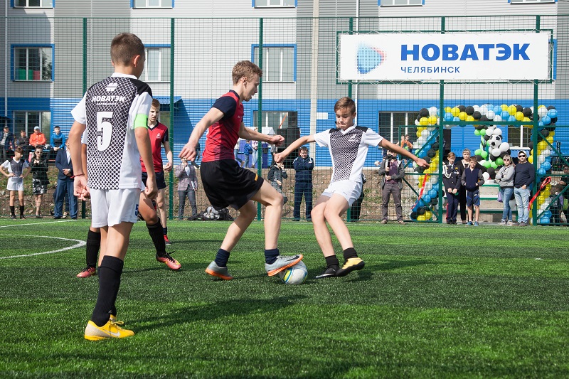 Вместе с новым учебным годом открывается новый футбольный сезон для школьников