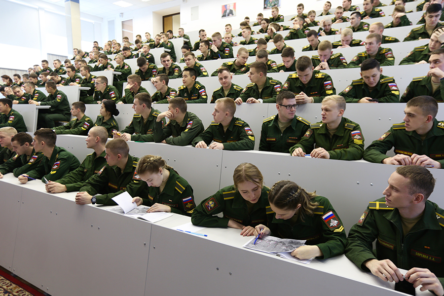 Объявлен набор курсантов в вузы Министерства обороны РФ на 2020 год 