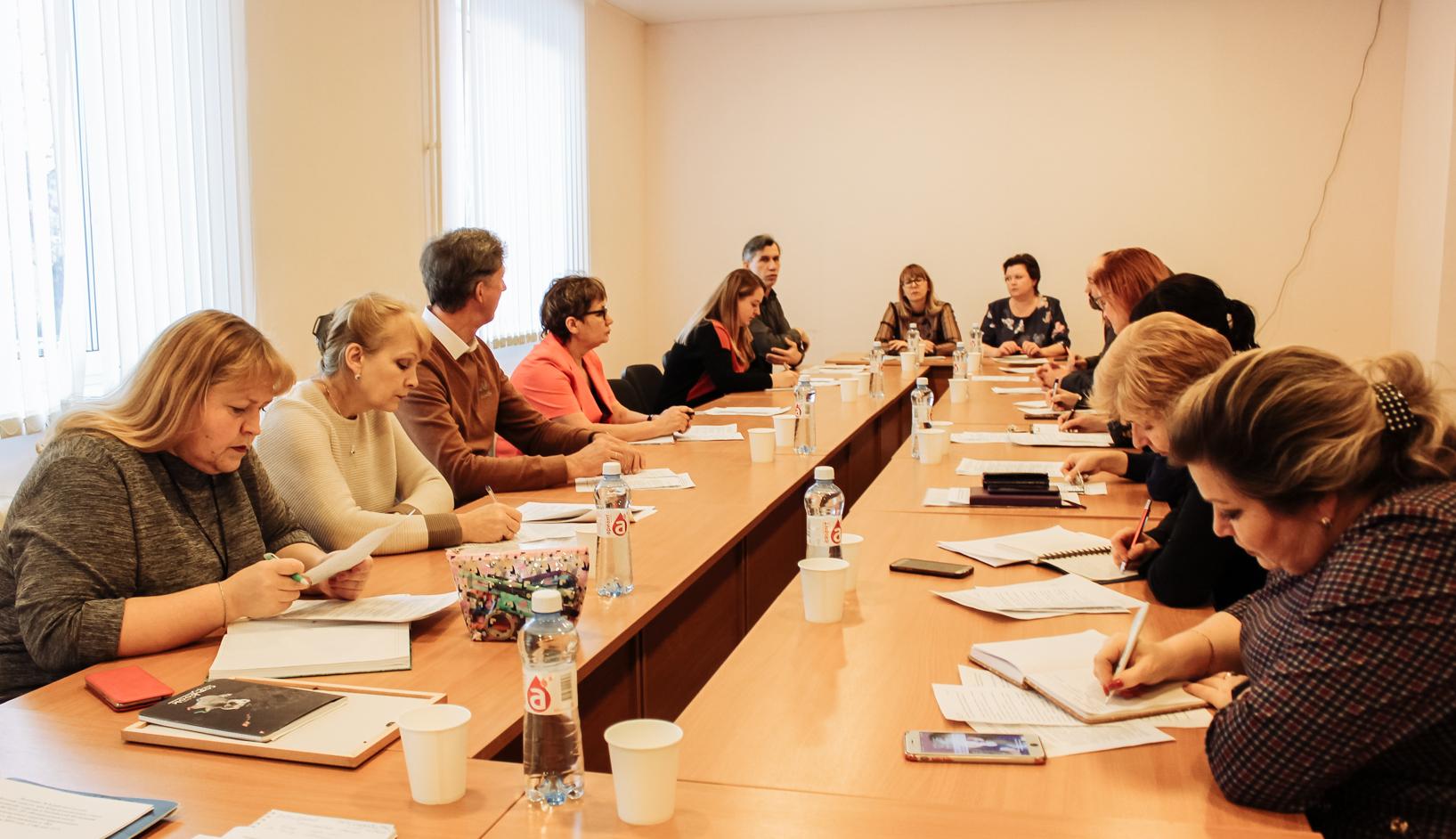 В Челябинске прошло заседание координационно-методического совета по развитию детского туризма