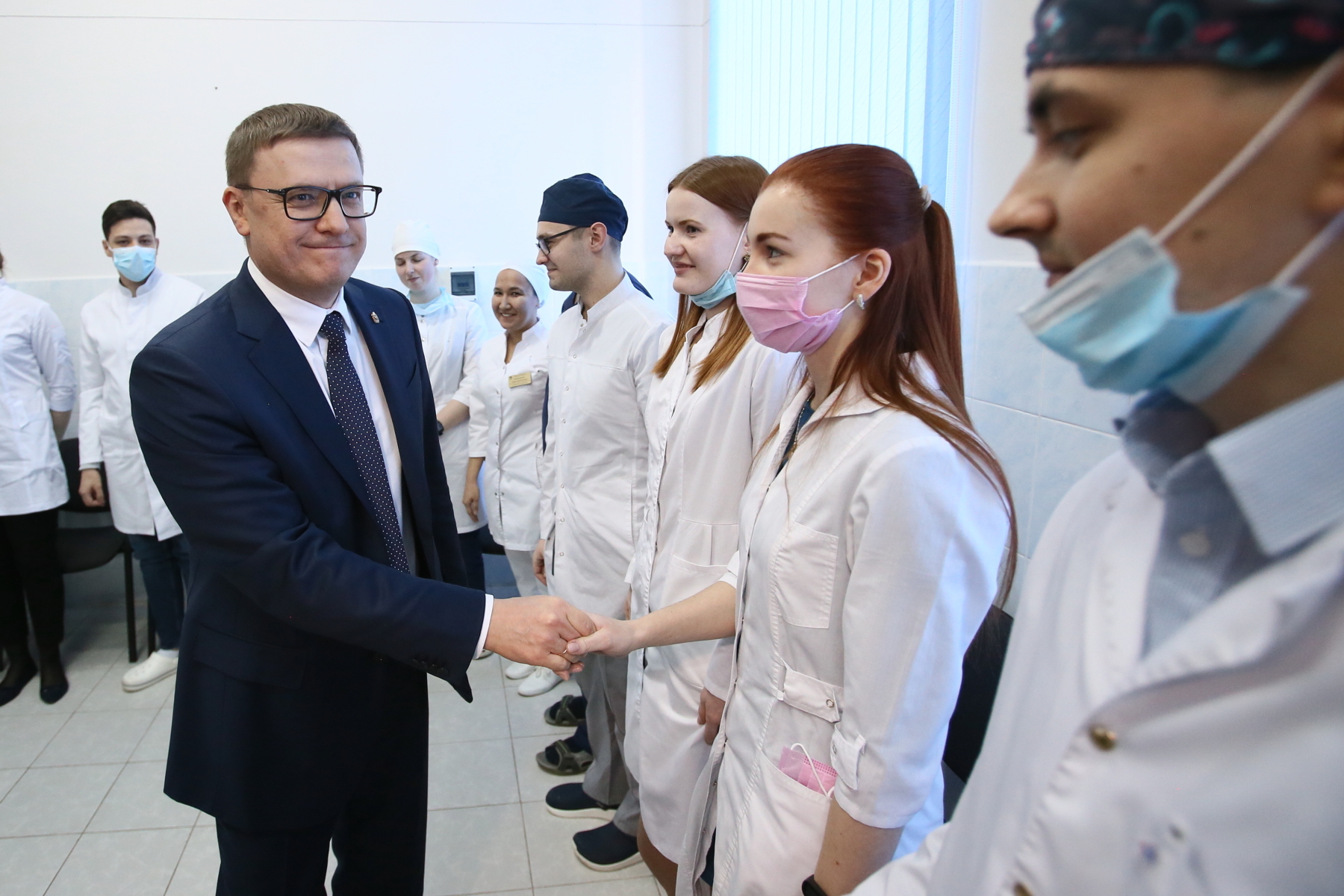 Губернатор Челябинской области встретился с ординаторами и аспирантами Южно-Уральского государственного медицинского университета