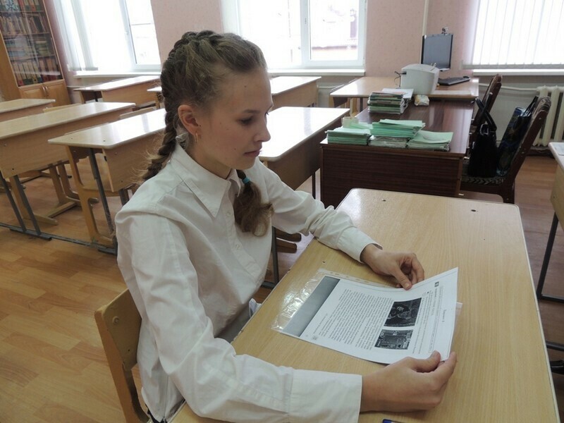 Девятиклассники региона повторно сдают итоговое собеседование по русскому языку
