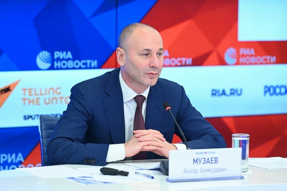Руководитель Рособрнадзора рассказал о проведении  основного периода ЕГЭ-2021