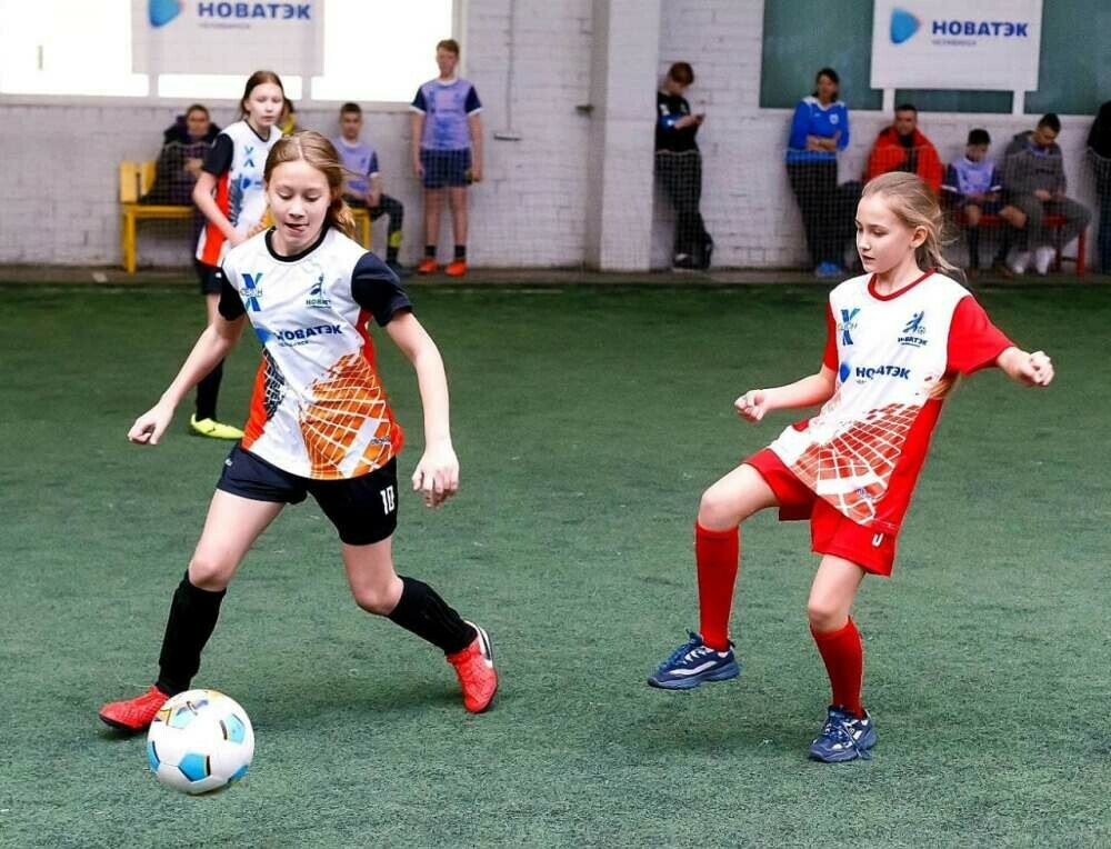 В Челябинске школьные команды сразятся за награды XI сезона Кубка «НОВАТЭК» по мини-футболу