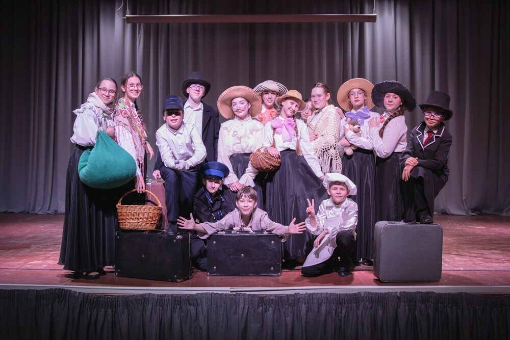 Более 3000 школьников Южного Урала представили свои постановки на фестивале детских театральных коллективов «Признание»