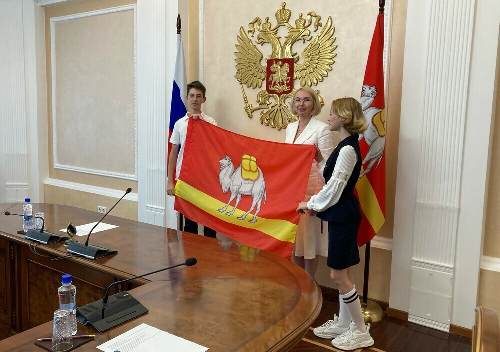 В путешествие с флагом Челябинской области: южноуральские школьники едут на Северный полюс