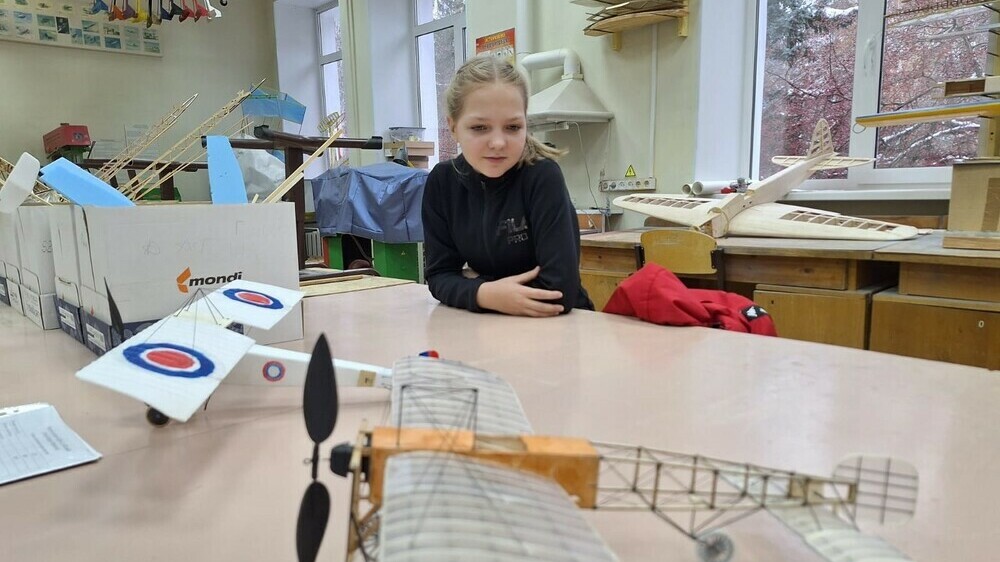 Завершено Первенство Челябинской области по авиамодельному спорту среди юношей в классе комнатных моделей