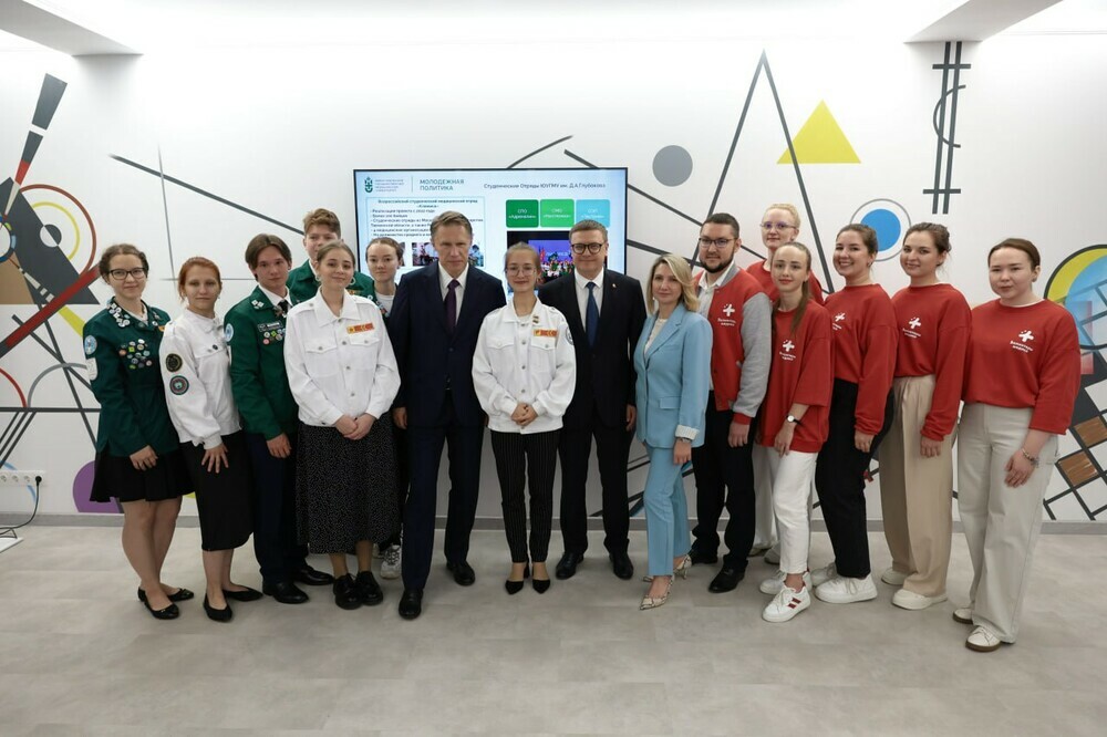 Министру здравоохранения РФ Михаилу Мурашко продемонстрировали новые образовательные технологии для студентов медуниверситета
