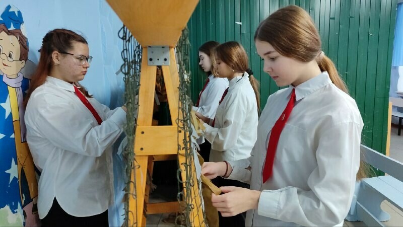 Чебаркульские школьники помогают бойцам спецоперации