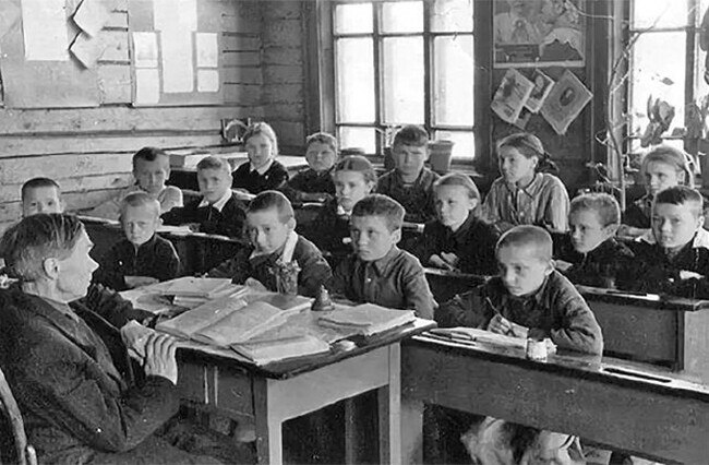 Южноуральцам расскажут о педагогах-фронтовиках и тружениках тыла