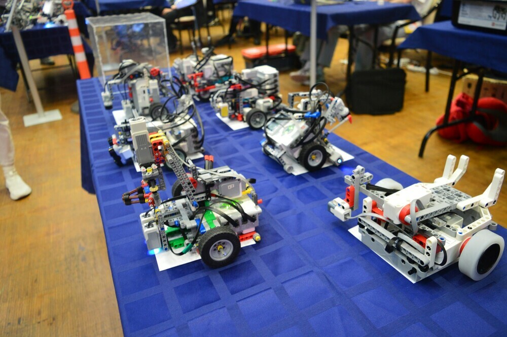 03-06-25-13-min.jpg
